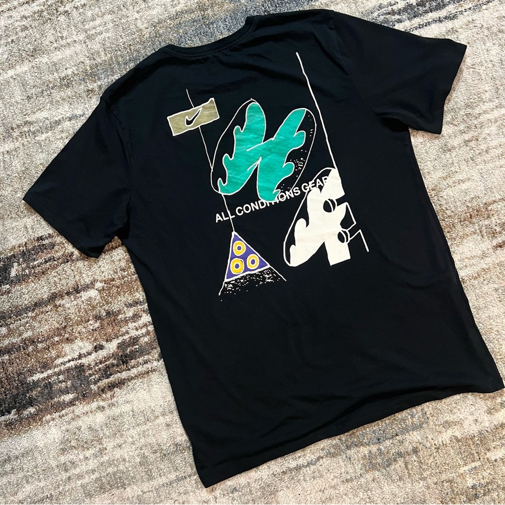 Nike ACG All Conditions Gear The Nike Tee Black T-Shirt